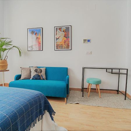 Pelicano Seville Apartments Екстериор снимка