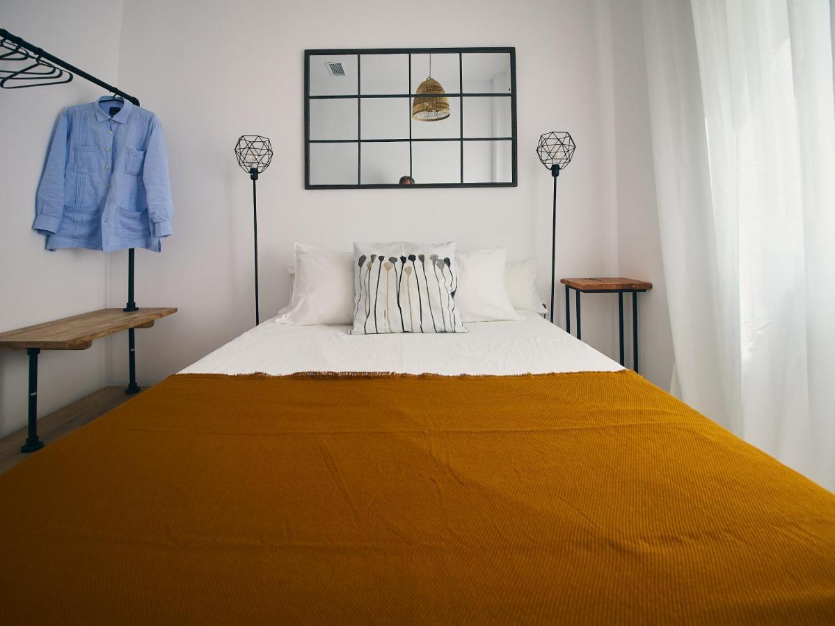 Pelicano Seville Apartments Екстериор снимка