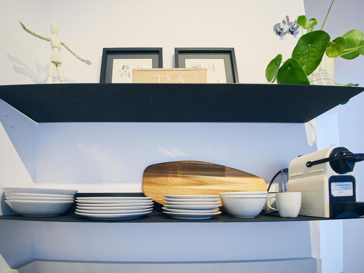 Pelicano Seville Apartments Екстериор снимка