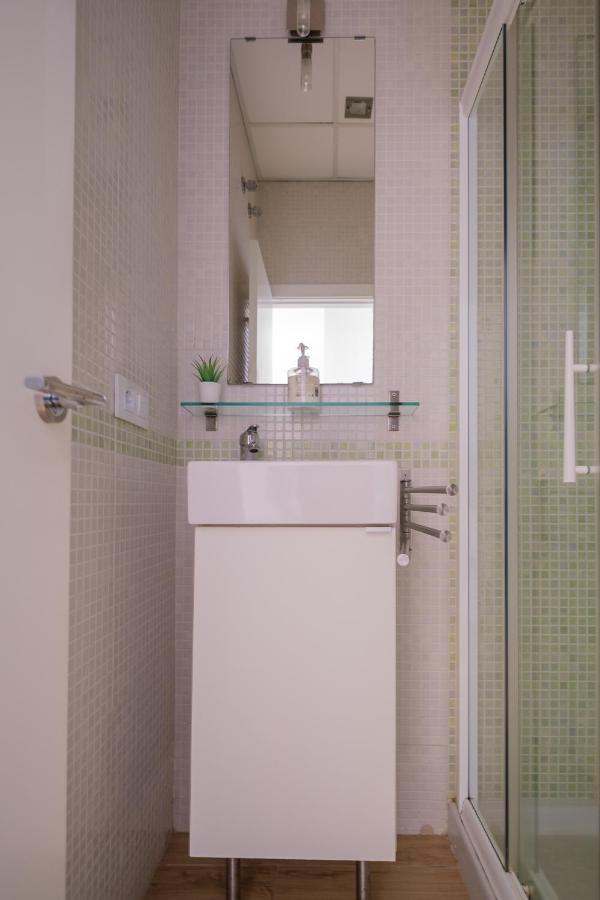 Pelicano Seville Apartments Екстериор снимка