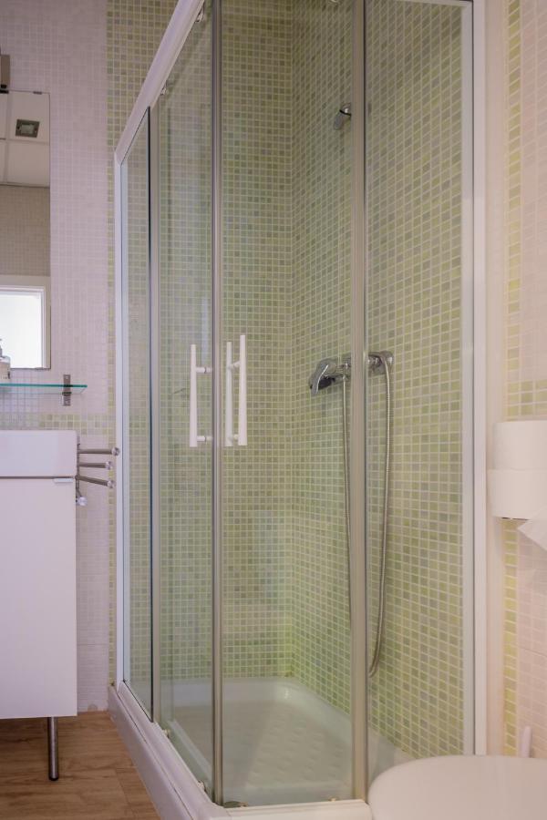 Pelicano Seville Apartments Екстериор снимка